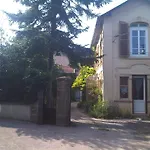 Le Victoria
