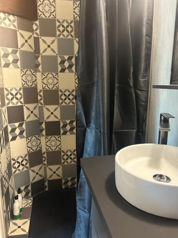 Le Victoria Apartment *